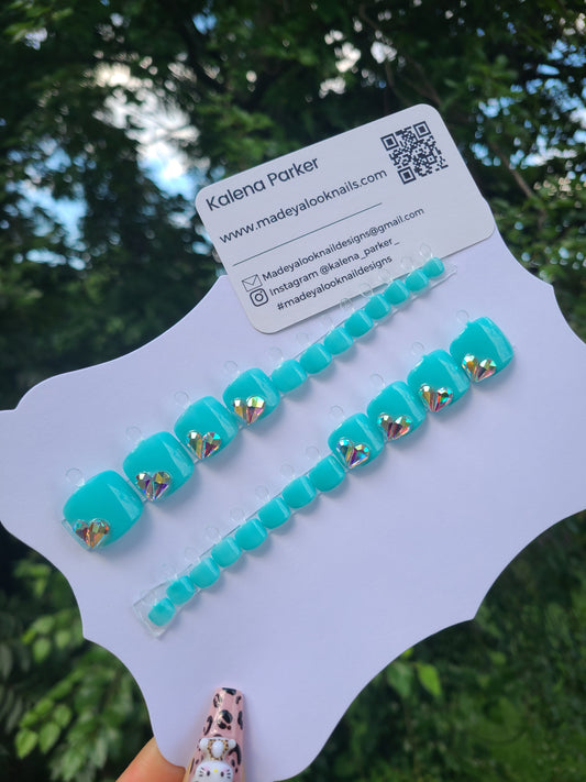 24 piece Press on toe nail set