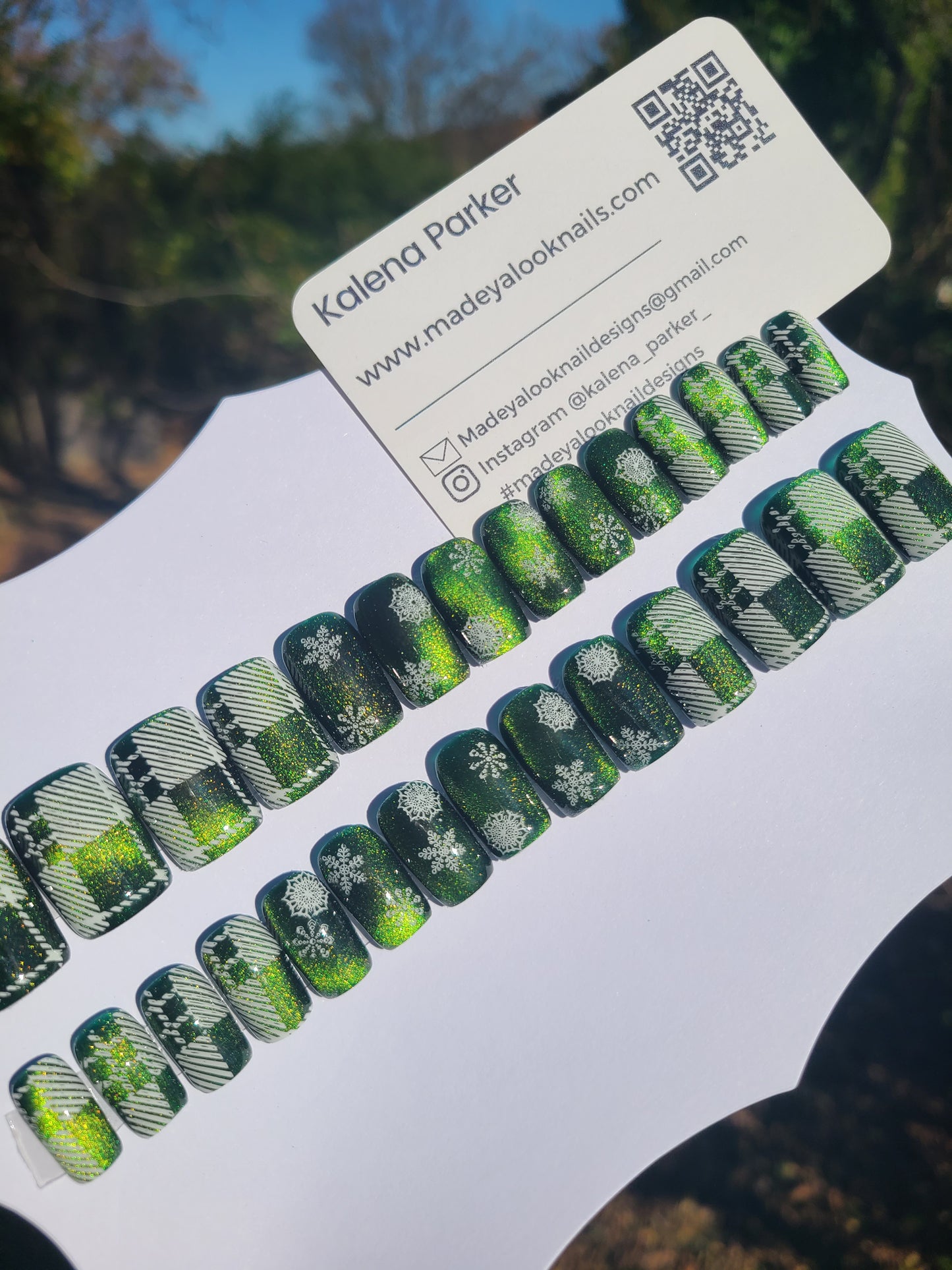 Snowflakes & Plaid (Cateye)